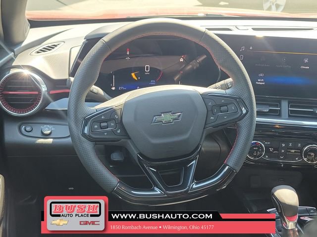 Used 2025 Chevrolet Trax RS w/ Sunroof Package image 22