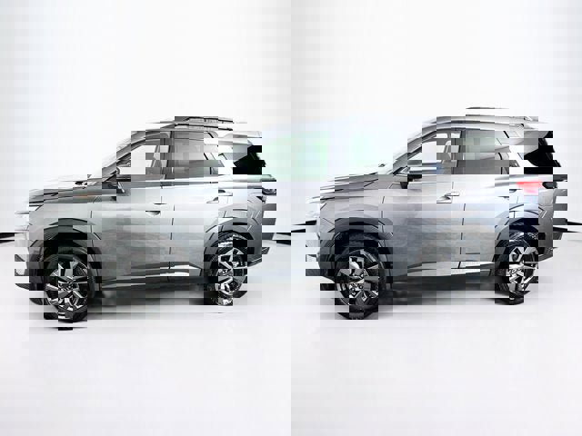 Certified 2025 Nissan Pathfinder SV image 8