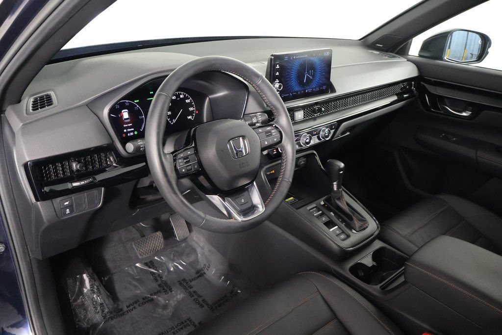 Used 2024 Honda CR-V Sport Touring image 7
