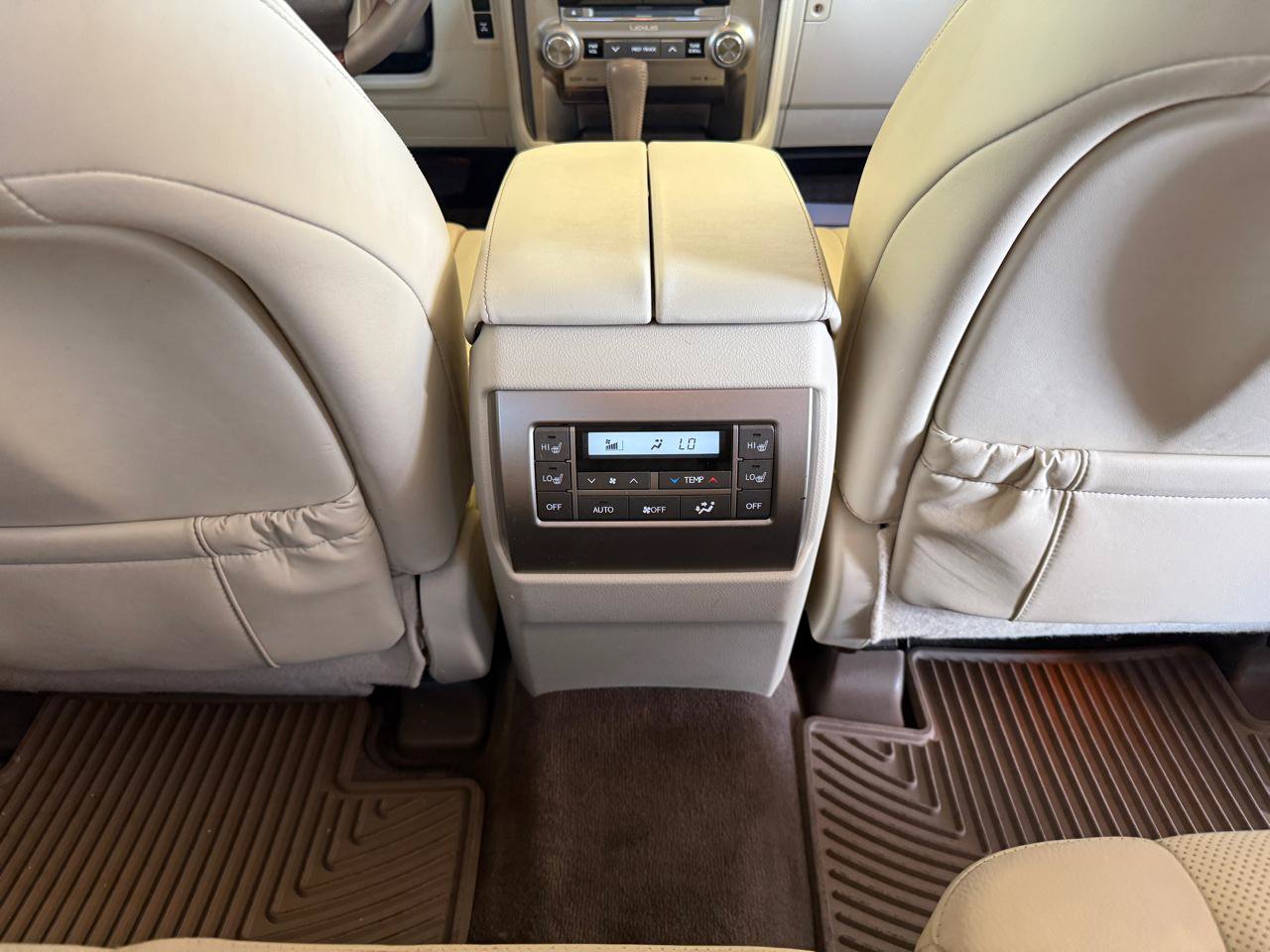 Used 2015 Lexus GX 460 w/ Premium Package AWD/4WD image 23
