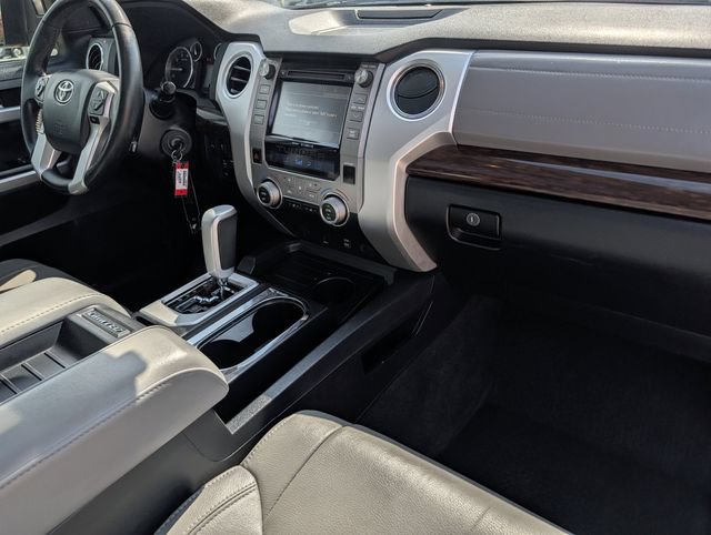 Used 2017 Toyota Tundra Limited w/ Limited Premium Package RWD image 32