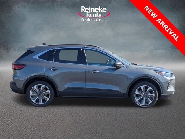 Used 2025 Ford Escape Platinum image 4