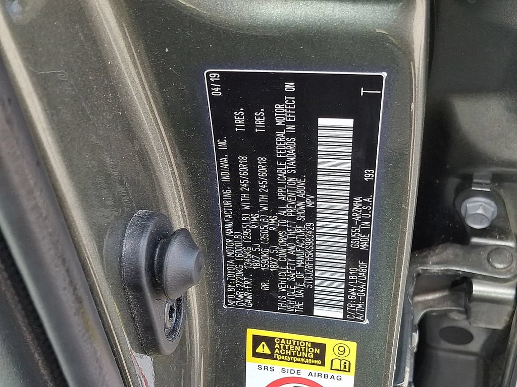 Used 2019 Toyota Highlander XLE AWD/4WD image 31