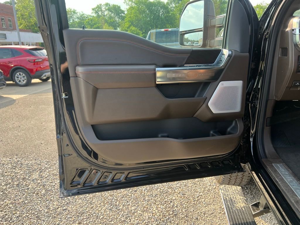 New 2025 Ford F350 King Ranch image 12