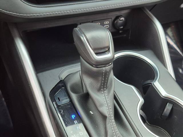 Used 2023 Toyota Highlander XLE FWD image 11