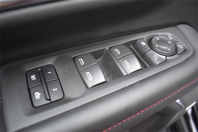 Certified 2022 Chevrolet Suburban RST w/ Sport Performance Package image 27