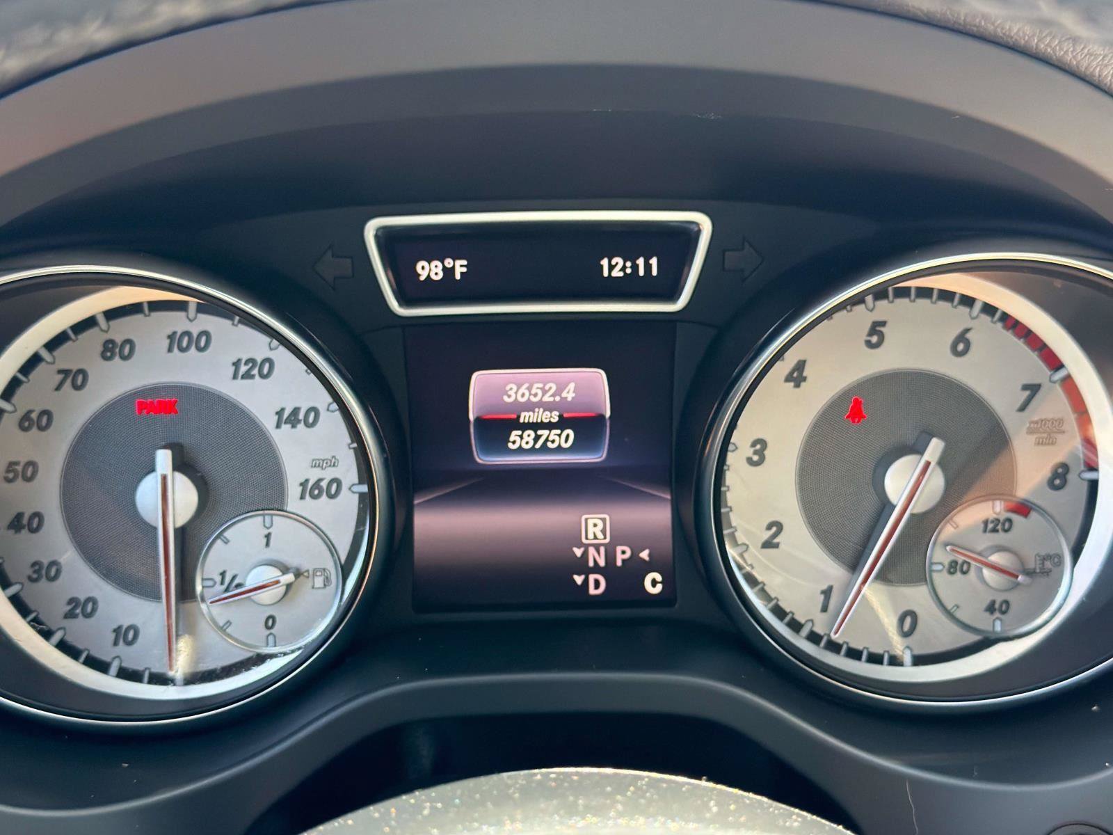 Certified 2016 Mercedes-Benz GLA 250 4MATIC image 35