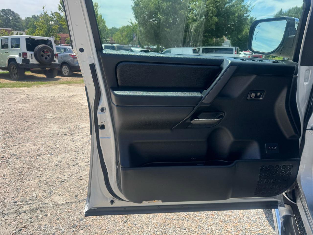 Used 2014 Nissan Titan SL w/ SL Heavy Metal Package AWD/4WD image 22