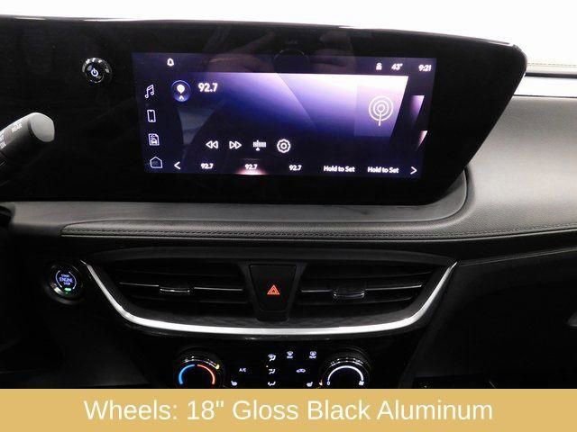 Used 2024 Buick Encore GX Sport Touring w/ Comfort Package image 38