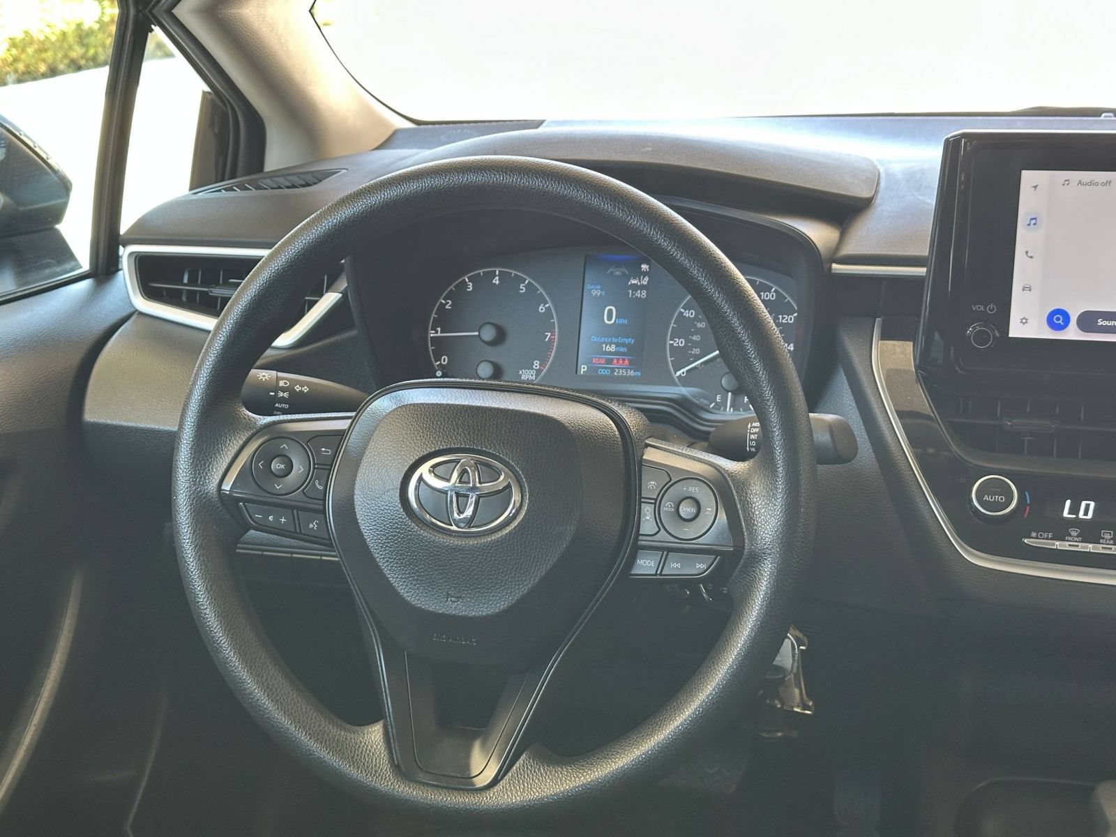 Used 2025 Toyota Corolla LE FWD image 32