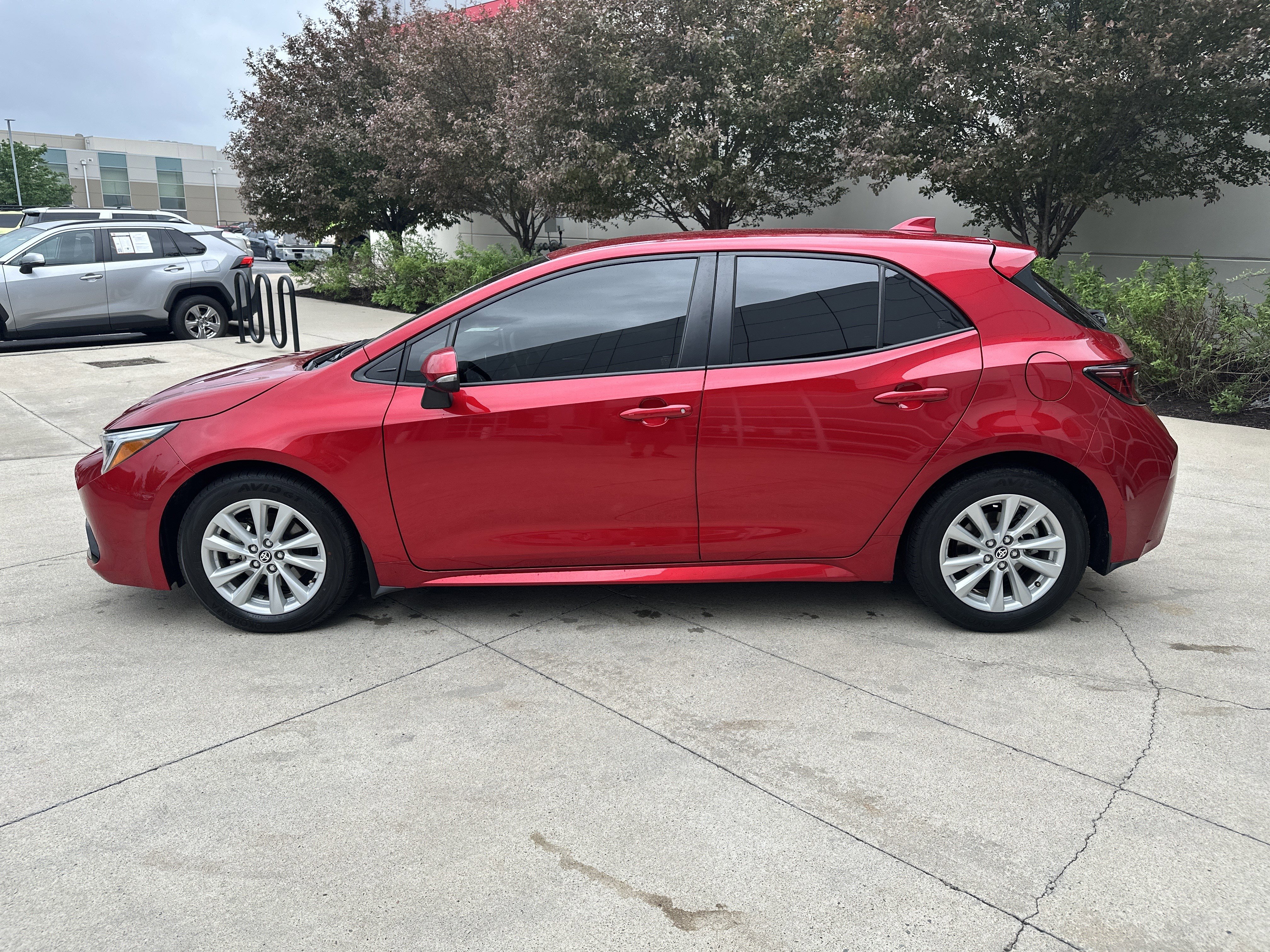 Used 2025 Toyota Corolla SE FWD image 9