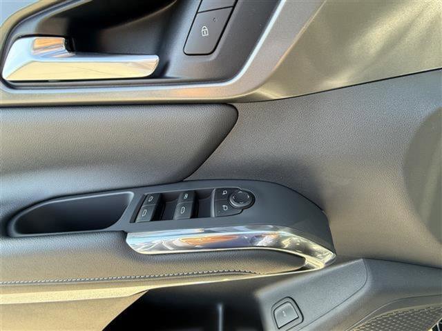 New 2026 Chevrolet Traverse LT w/ LPO, Floor Liner Package image 13