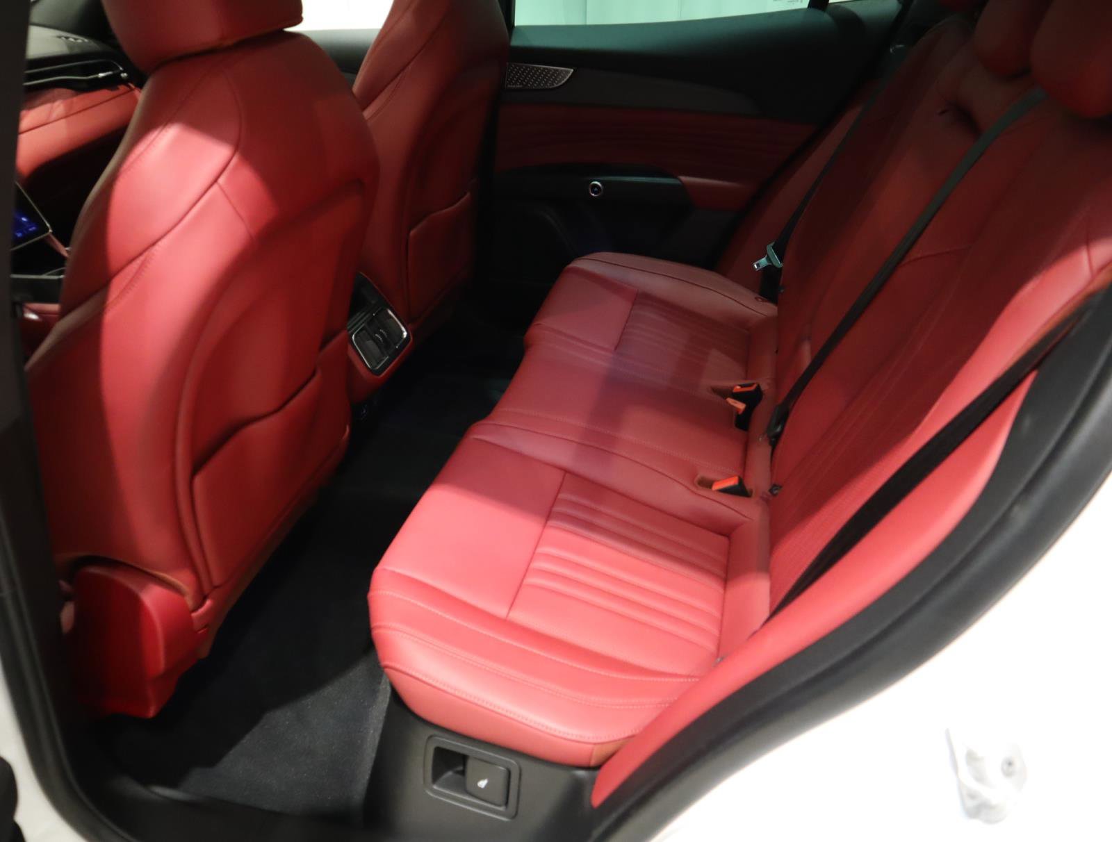 Used 2023 Maserati Grecale Modena image 21