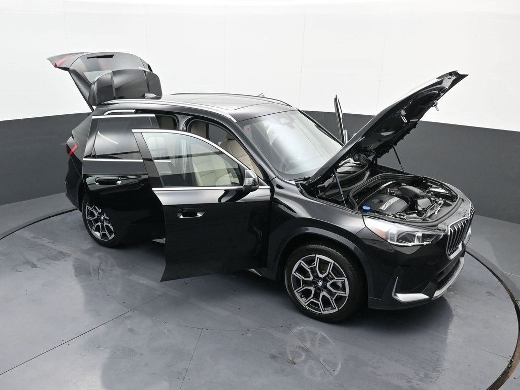 New 2025 BMW X1 xDrive28i w/ Convenience Package image 42