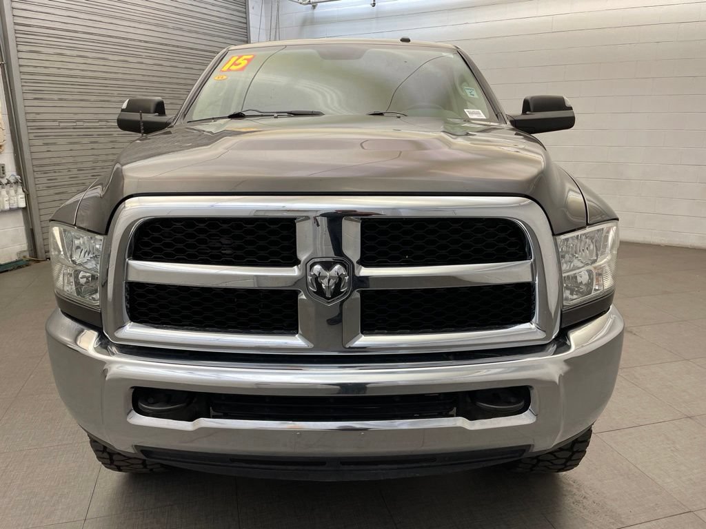 Used 2015 RAM 2500 Tradesman w/ Chrome Appearance Group AWD/4WD image 4