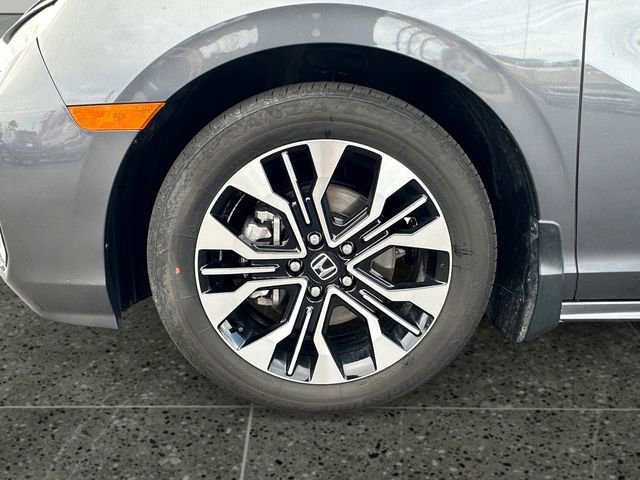 Used 2025 Honda Odyssey Elite image 14