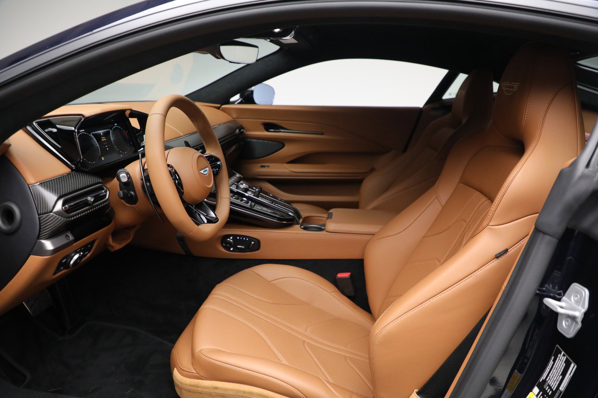 New 2026 Aston Martin V8 Vantage Coupe image 14