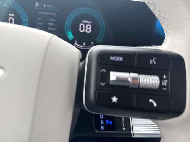 Used 2025 Hyundai Santa Fe SEL AWD/4WD image 29