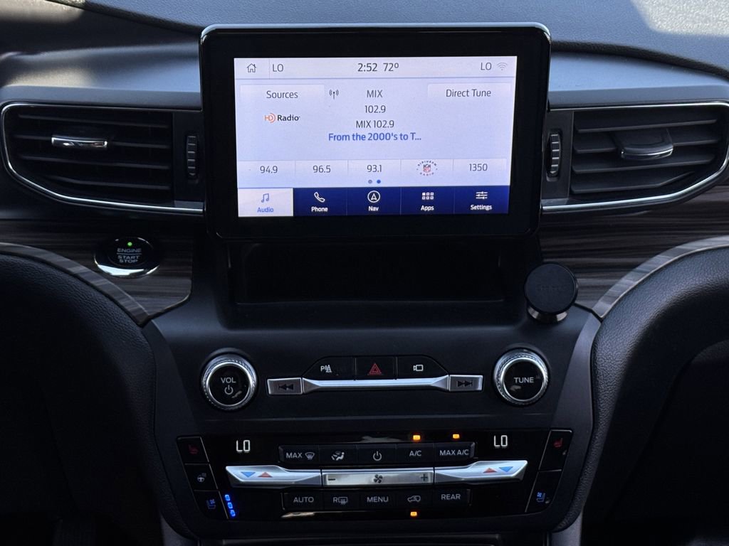 Used 2020 Ford Explorer Limited w/ Hybrid Equipment Group 310A image 17