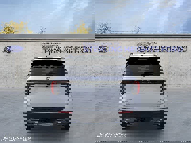 New 2026 Ford Explorer Active w/ Active Comfort Package image 5