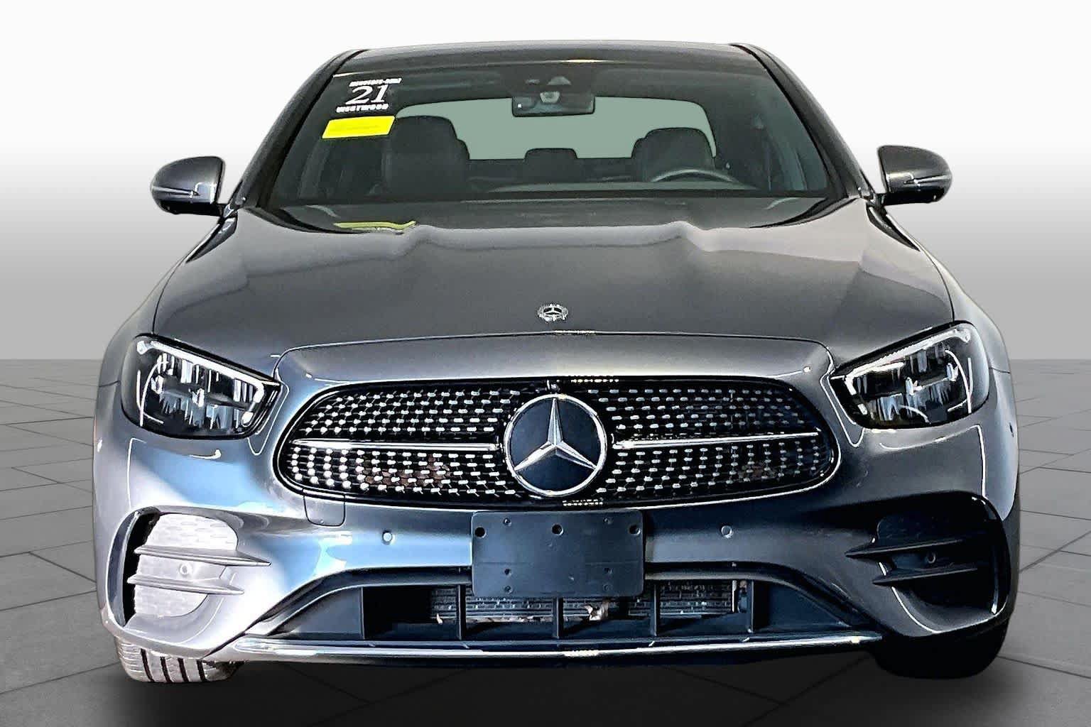 Used 2021 Mercedes-Benz E 350 4MATIC Sedan image 4