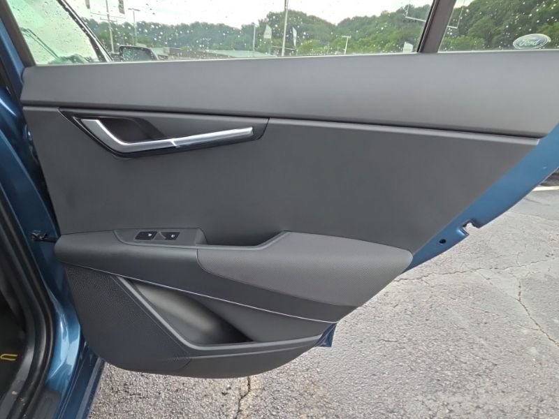 New 2026 Kia Niro Wind FWD image 16