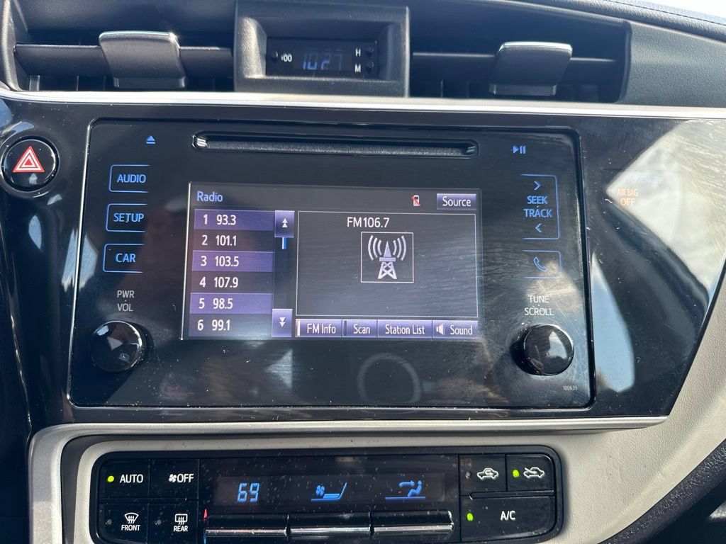 Used 2019 Toyota Corolla LE FWD image 4
