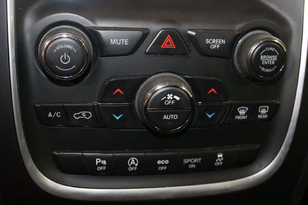 Used 2019 Dodge Durango SXT AWD/4WD image 26