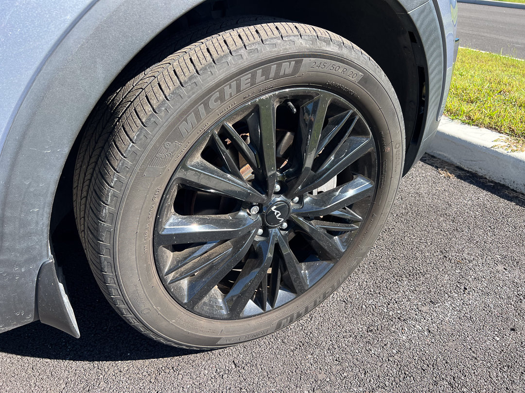Used 2022 Kia Telluride SX w/ SX Prestige Package AWD/4WD image 7