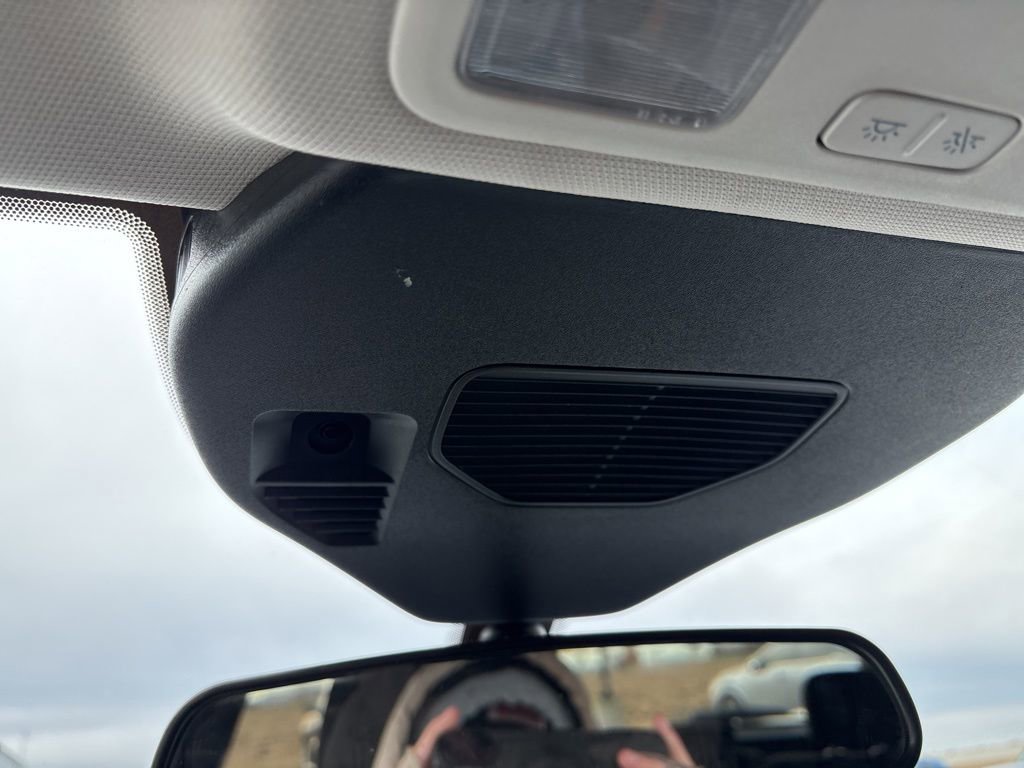 Used 2025 Ford Escape Active image 40