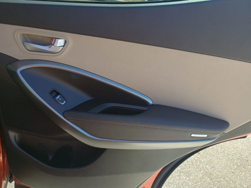 Used 2017 Hyundai Santa Fe Sport image 18