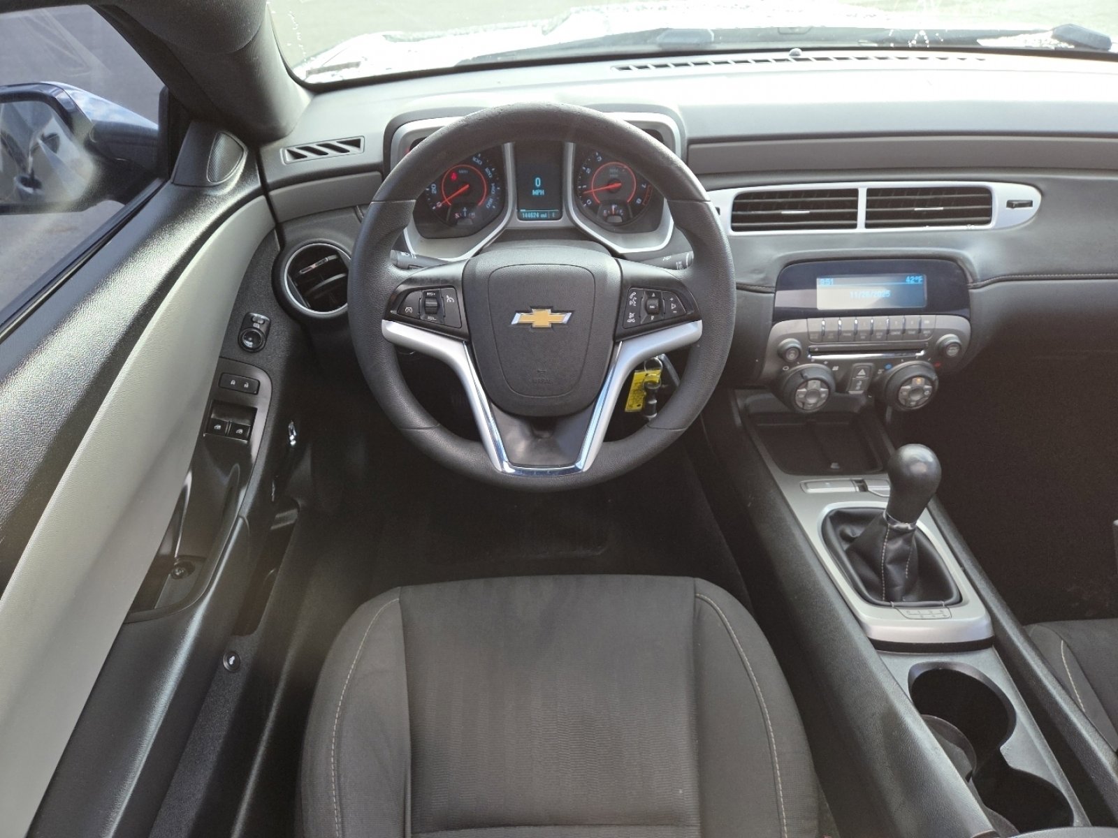 Used 2013 Chevrolet Camaro LS image 21