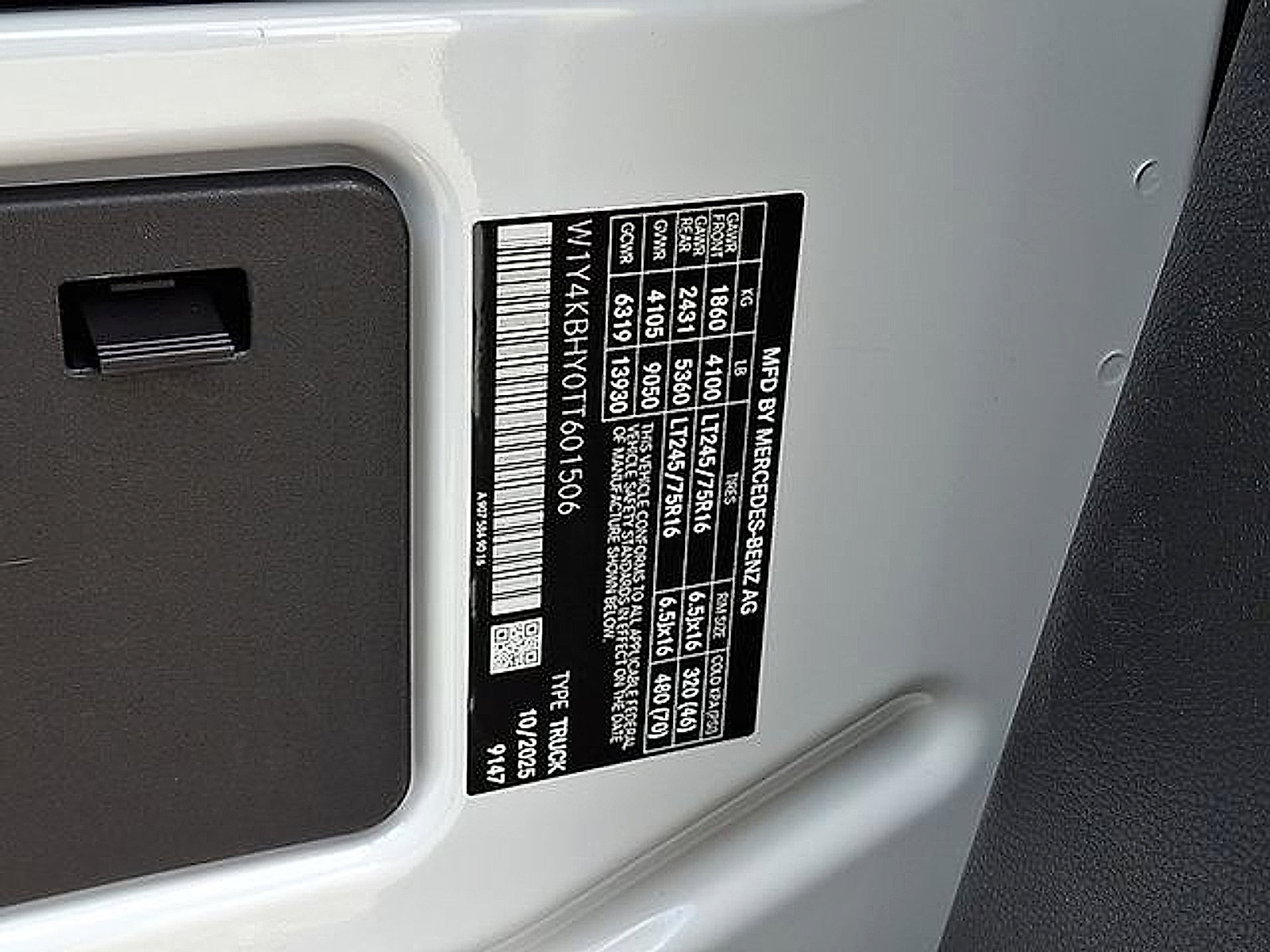 Used 2026 Mercedes-Benz Sprinter 2500 image 27
