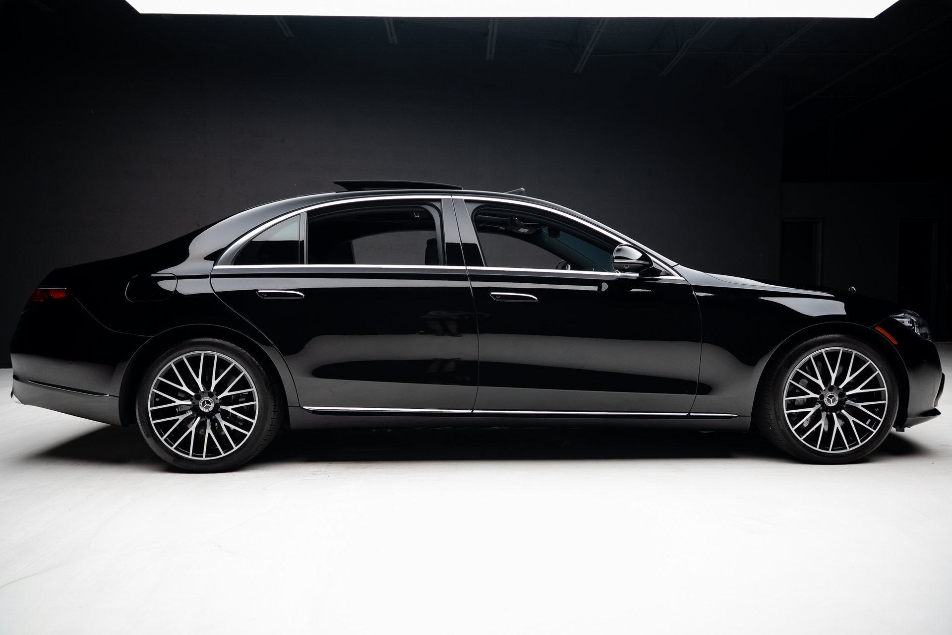 Used 2023 Mercedes-Benz S 580 4MATIC Sedan image 36