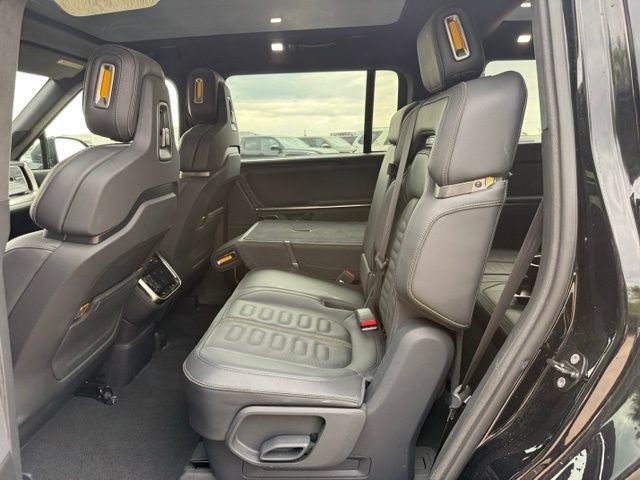Used 2022 Rivian R1S Launch Edition AWD/4WD image 18