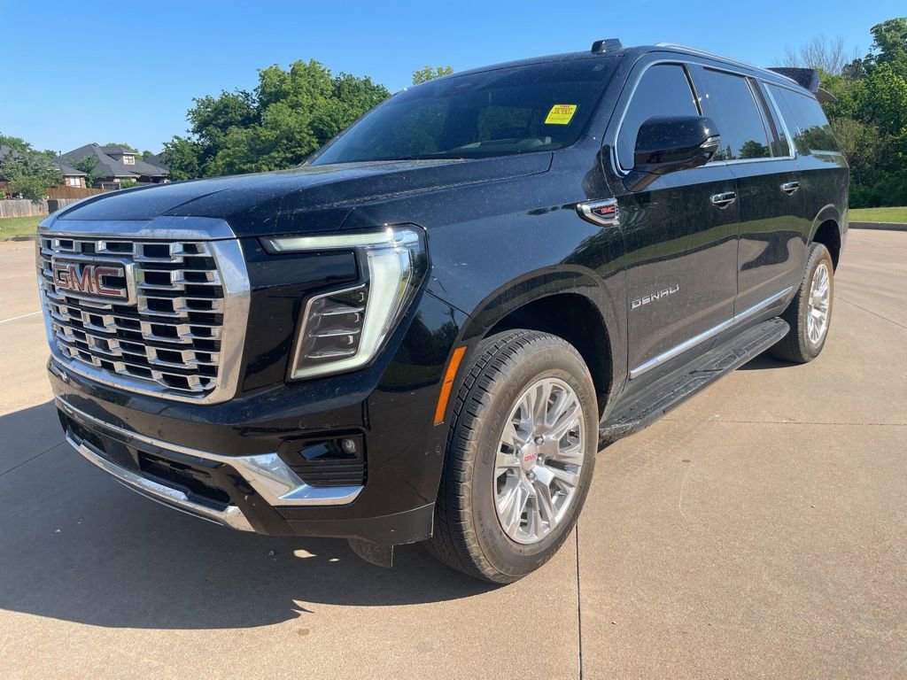 Used 2026 GMC Yukon XL Denali w/ LPO, Floor Liner Package AWD/4WD image 1