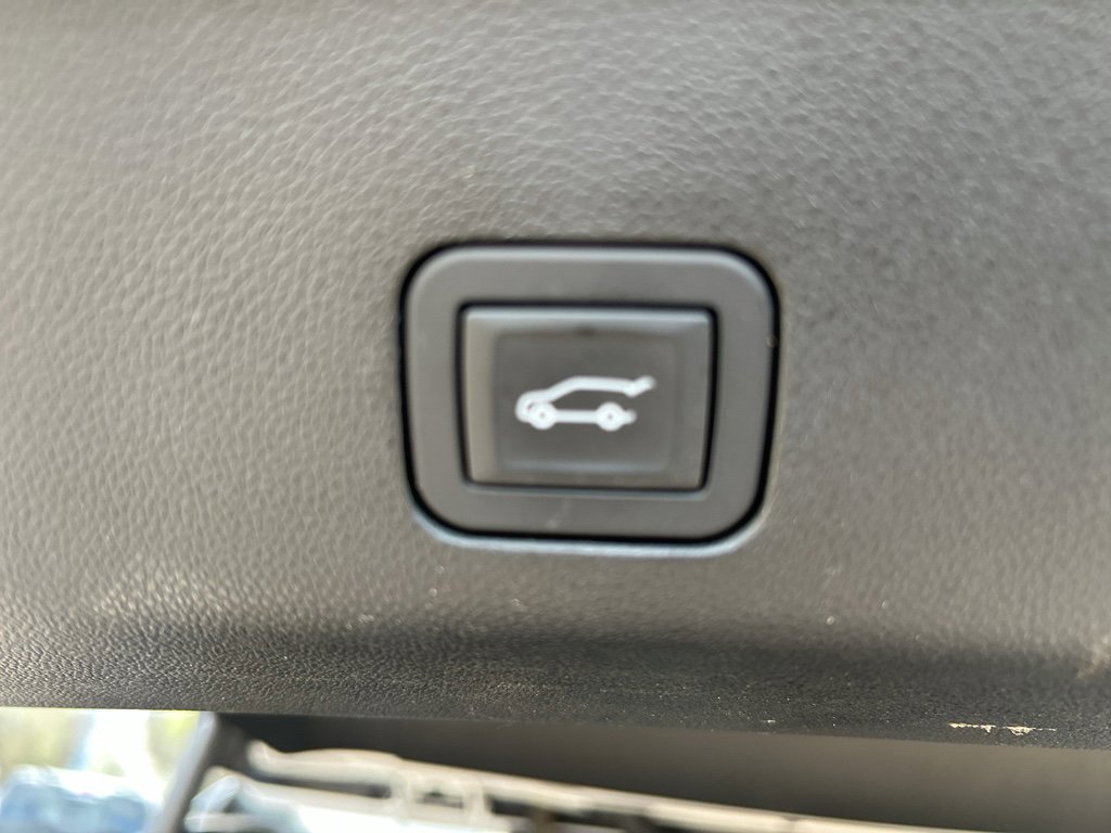 Used 2024 Chevrolet Tahoe RST w/ Luxury Package image 15