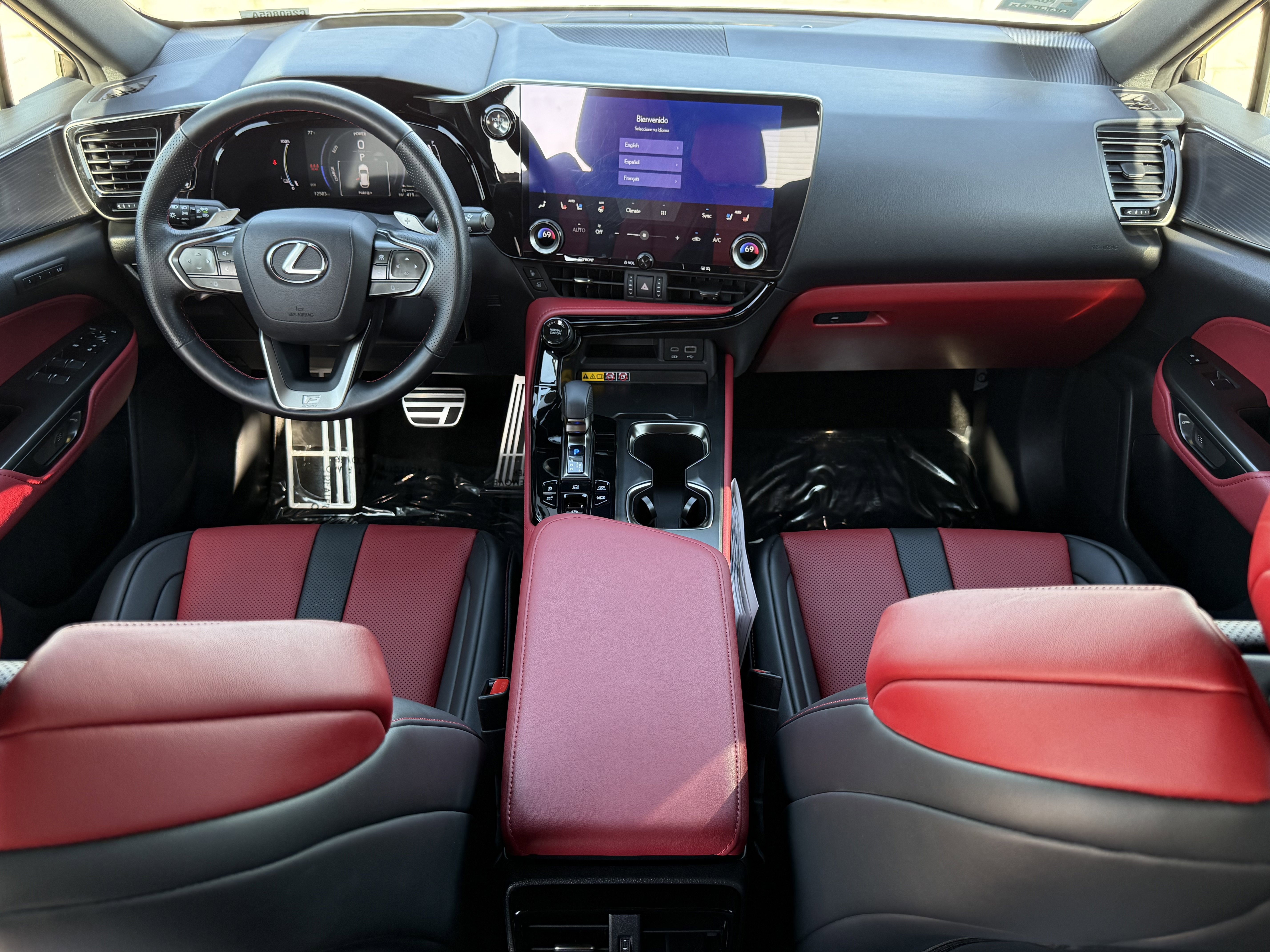 Certified 2025 Lexus NX 450h+ F Sport image 30