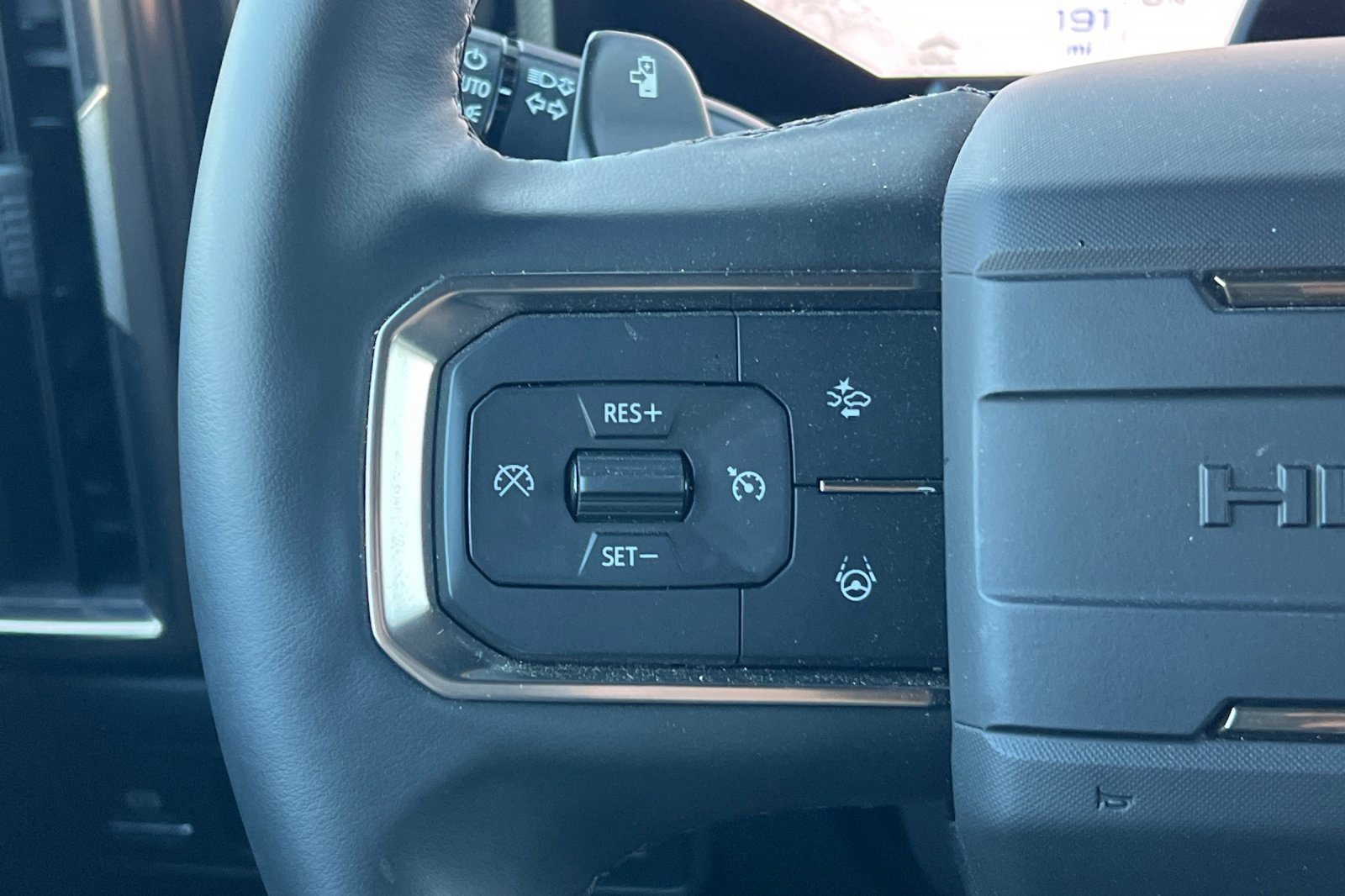 Used 2025 GMC Hummer EV 2X w/ Extreme Off-Road Package image 36