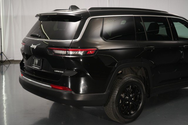 Used 2025 Jeep Grand Cherokee L Limited w/ Luxury Tech Group II AWD/4WD image 19
