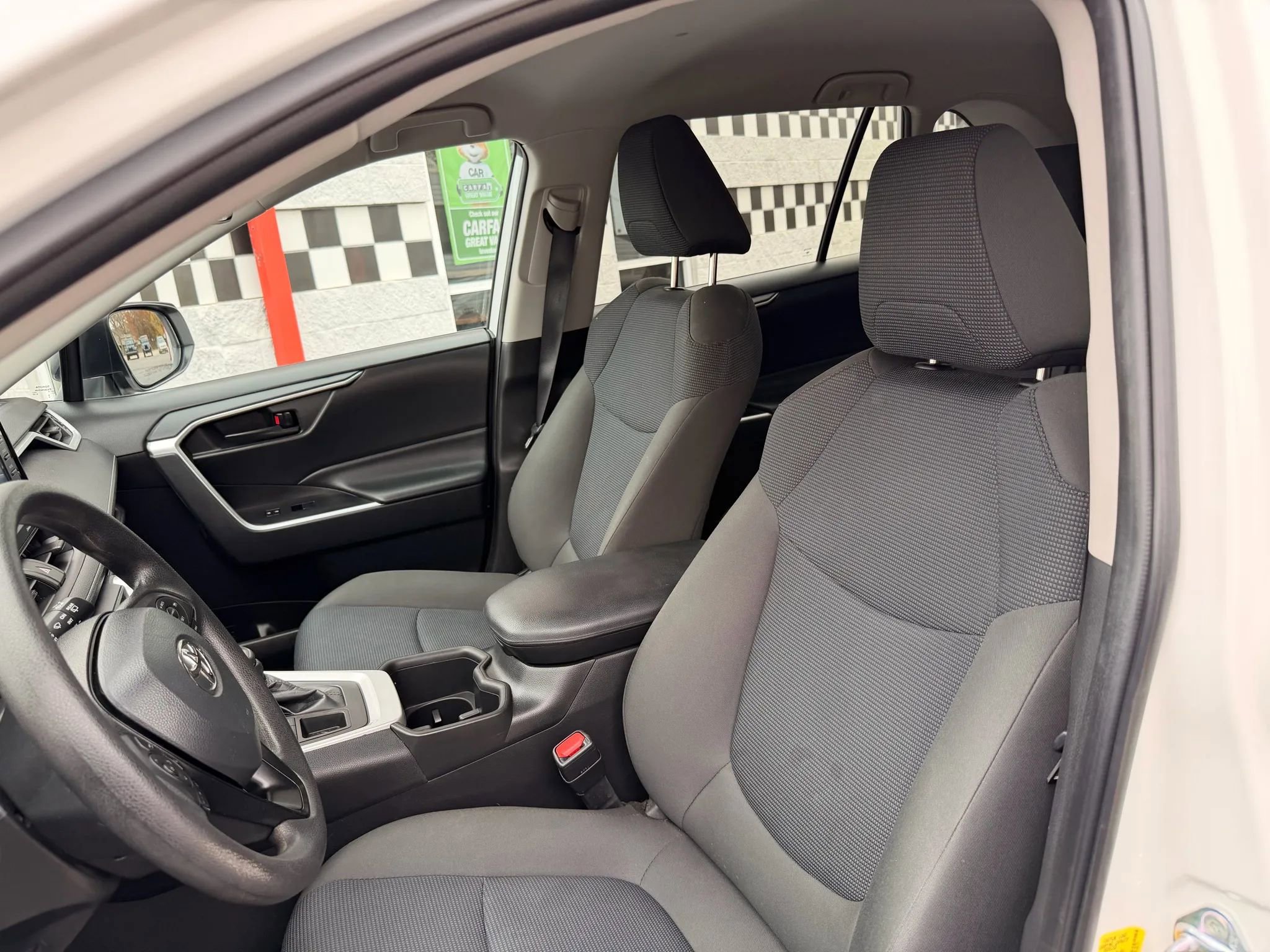 Used 2022 Toyota RAV4 LE w/ Carpet Mat Package (TMS) image 11