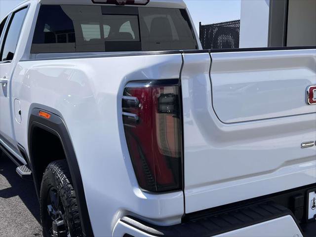 Used 2024 GMC Sierra 2500 AT4 w/ AT4 Premium Plus Package image 14