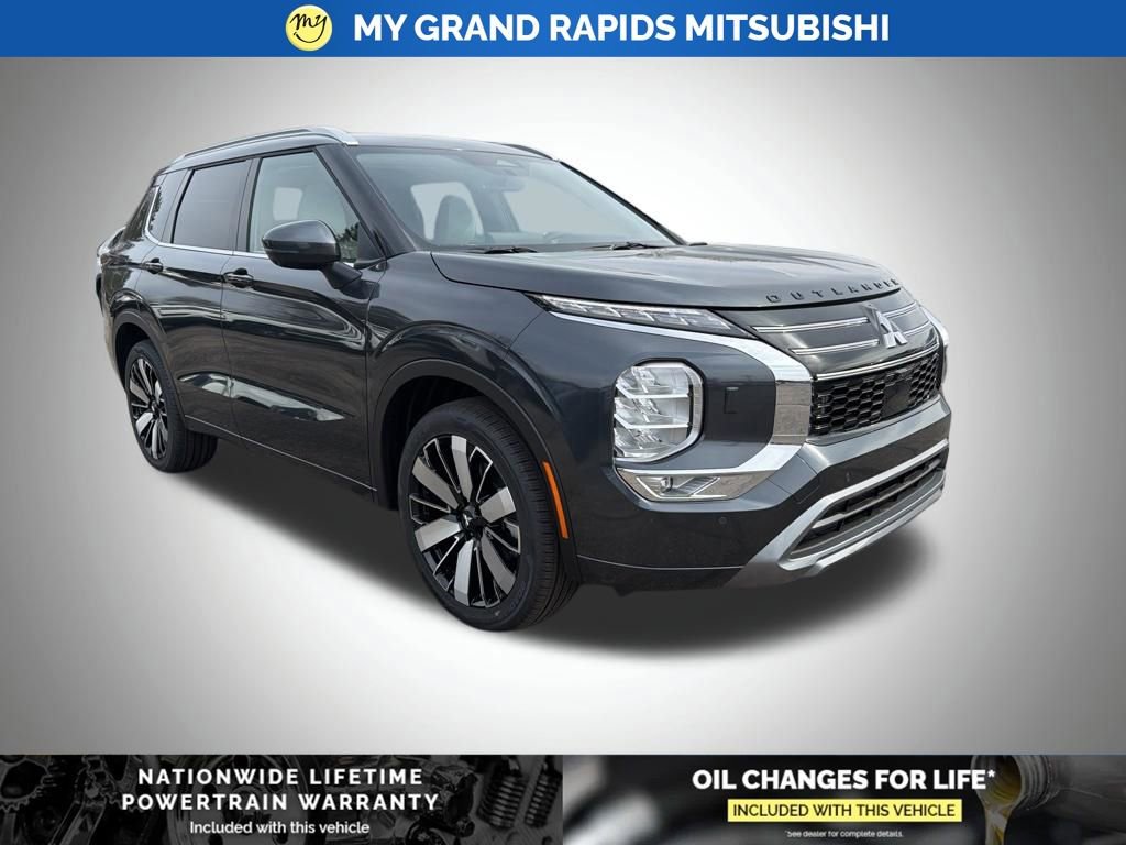 New 2026 Mitsubishi Outlander SEL image 3