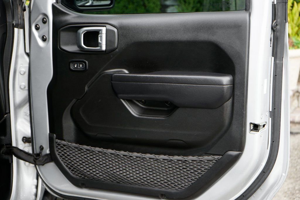 Used 2024 Jeep Gladiator Rubicon w/ Convenience Group image 41