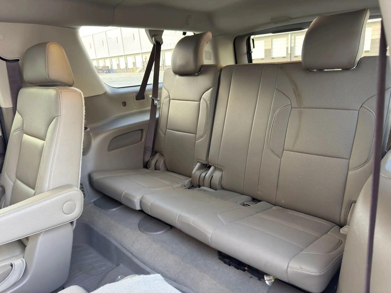 Used 2020 Chevrolet Suburban Premier w/ Max Trailering Package AWD/4WD image 11