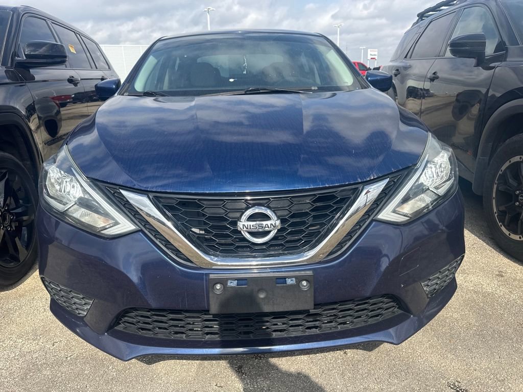 Used 2017 Nissan Sentra SV image 2