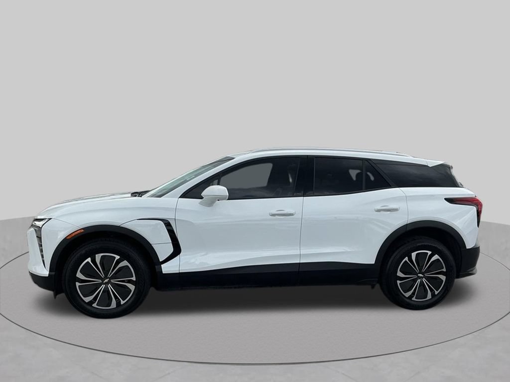 Used 2024 Chevrolet Blazer EV LT AWD/4WD image 3