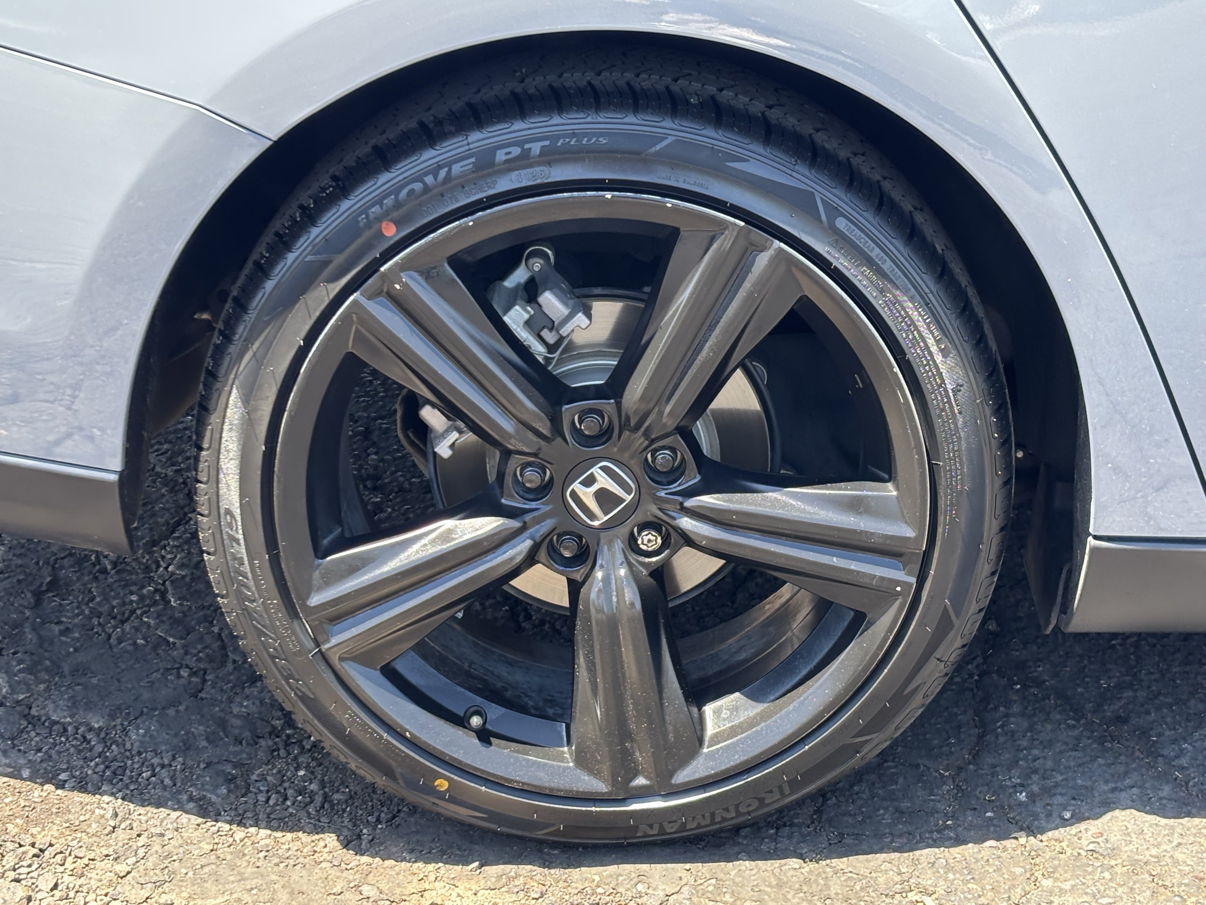 Used 2025 Honda Accord Sport image 7