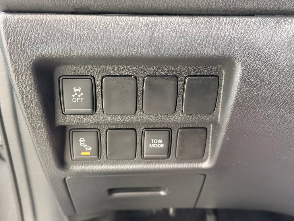 Used 2019 Nissan Pathfinder SV FWD image 39