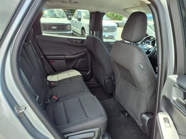 Used 2023 Ford Escape Active AWD/4WD image 9